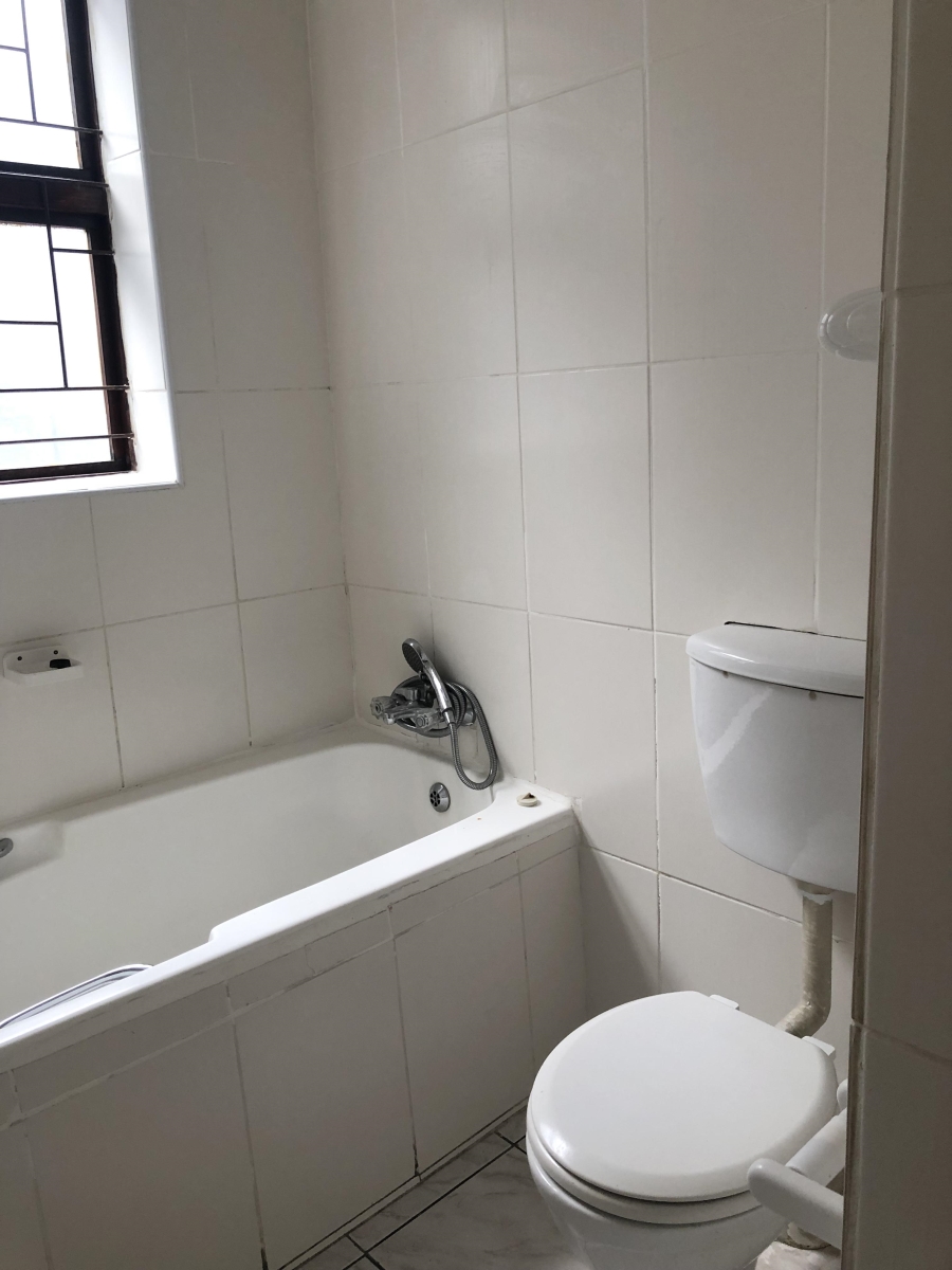 To Let 2 Bedroom Property for Rent in Observatory Western Cape